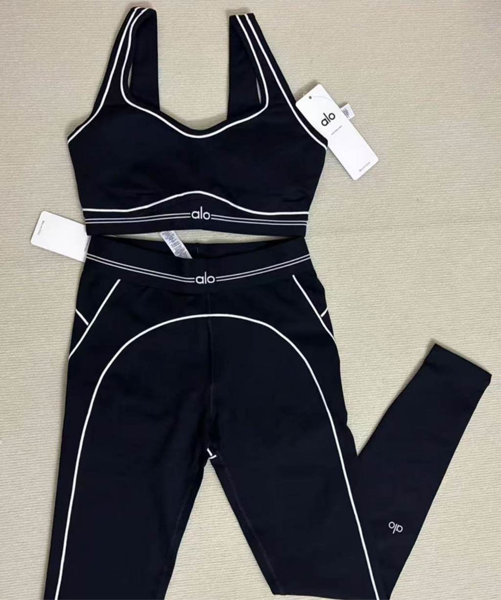 Black Air Brush Yoga Set