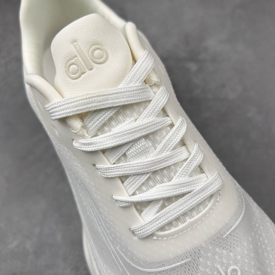 A L O Runners