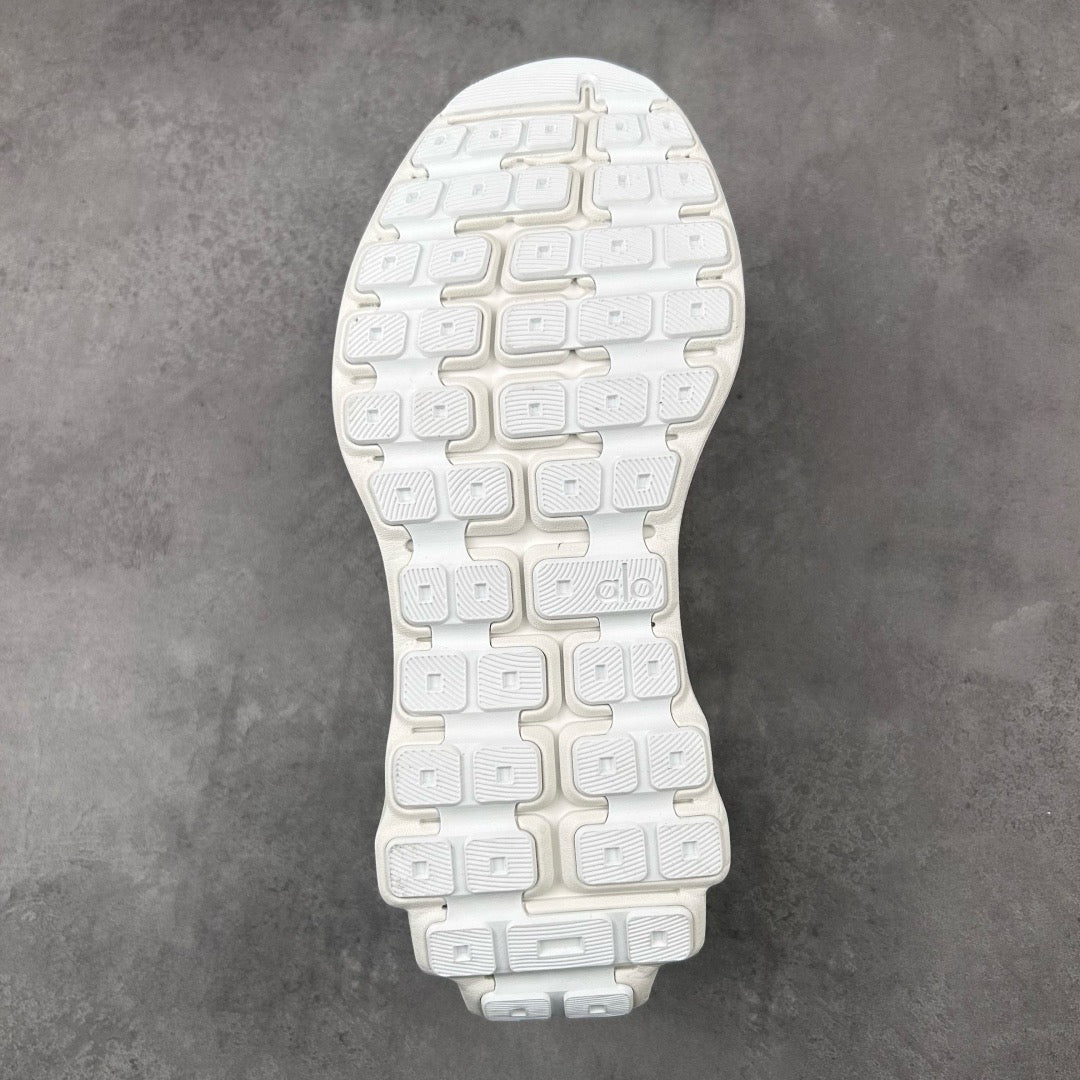 A L O Runners